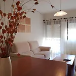 Pro Touristic Surf & Apartman *