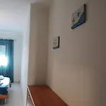 Apartman Pro Touristic Surf & *